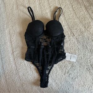 Forever 21 Women’s Black Floral Lace Mesh Bodysuit Padded Cups